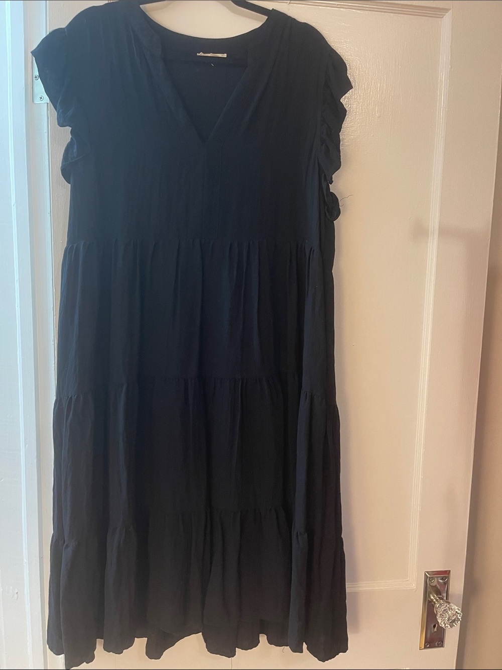 entro Black V-Neck Tiered Midi Dress